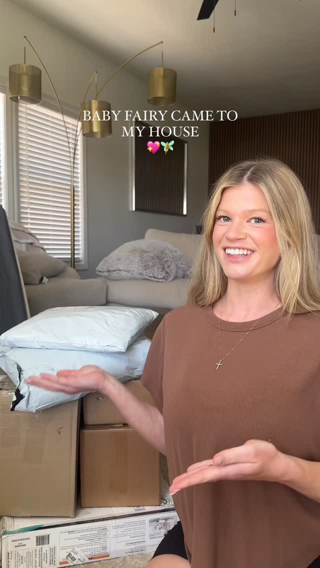 Instagram post by @skysayingthings for PinkBlush Maternity. Caption reads: WOW WOW WOW POOKETTE IS SO SPOILED ALREADY 😍💖😭....