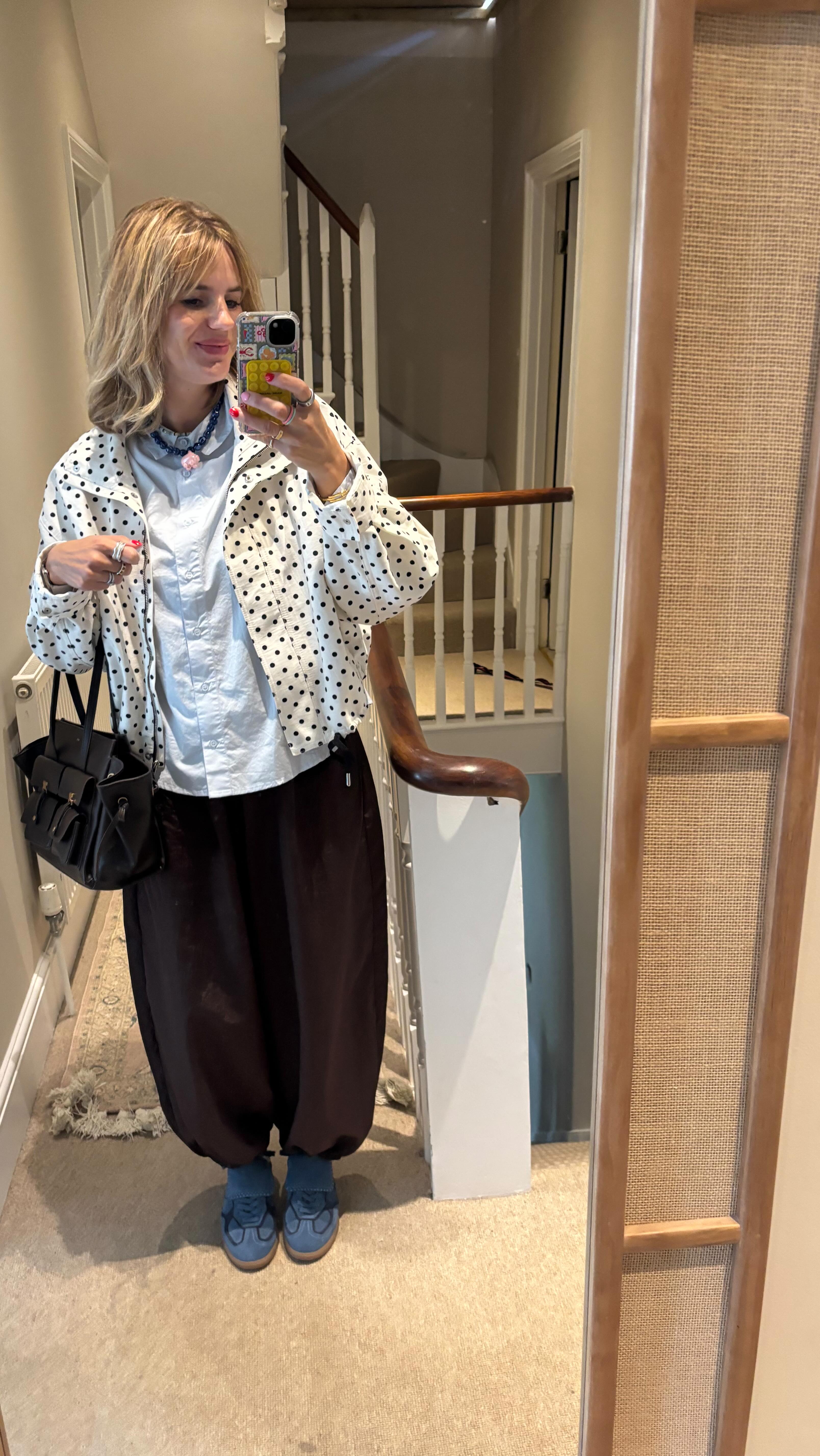 Instagram post by @wearsschatzy for ALOHAS. Caption reads: Apparently I look like I am auditioning for the....