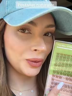 TikTok post by @karlabaylon19 for KEYYOU SHOP. Caption reads: Pestañas naturales 🤎✨ @KEYYOU OFFICIAL....