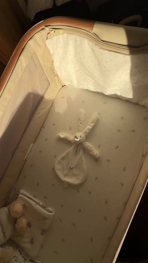 Instagram post by @kristin_mckenzie_vass for Maxi-Cosi. Caption reads: [...] Frappe (totally obsessed 😍)
and the....