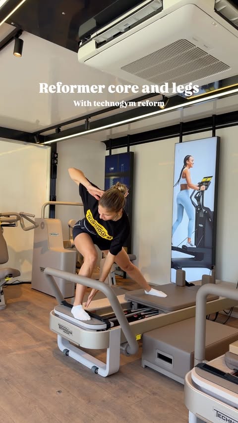 Instagram post by @pilatesena for Technogym. Caption reads: Favori serilerden favori ekipmanla ✨....