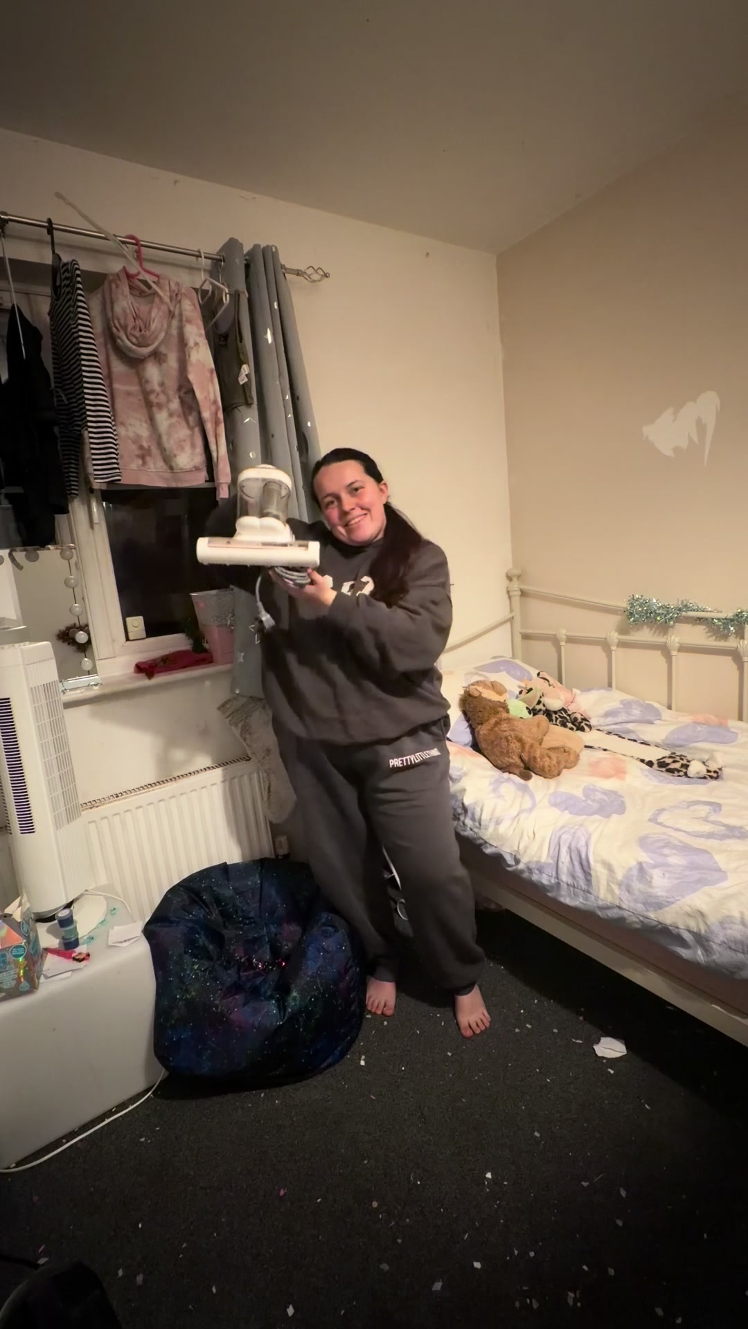 TikTok post by @theaustins_1 for JIGOO. Caption reads: @JIGOO  https://amzn.to/4ikBpmb 10% OFF Code:....