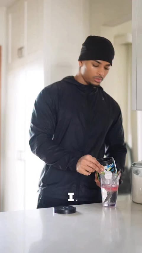 Instagram post by @jeremiahtwharton for C4 Energy. Caption reads: Leg day @c4energy #c4partner #gym #explorepage.