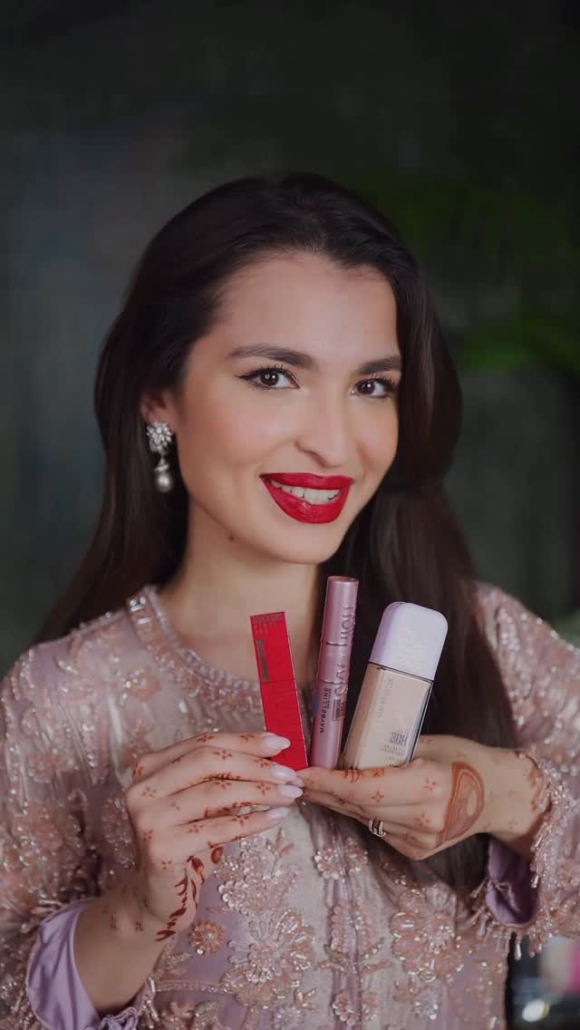 Instagram post by @saachi.bhasin for Lifestyle Stores. Caption reads: ✨ Channeling my inner Suhana this Diwali ✨
Running....