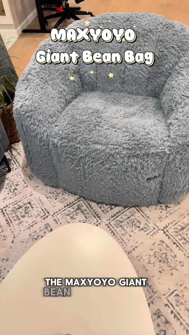 Instagram post by @american.ladybug for MAXYOYO HOME. Caption reads: [...] like I’m sitting on a cloud ☁️💭
The....