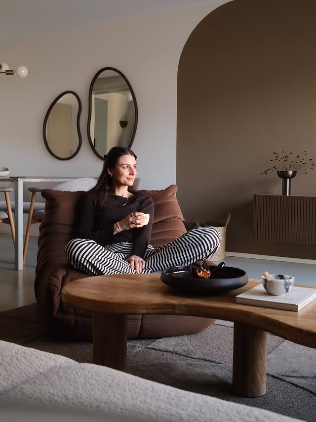 Instagram post by @ourhomeincologne for Addison Ross. Caption reads: life lately 🌞🏡☕️🌼👯‍♀️✨ & ihr soo? 💛 #lastweek....