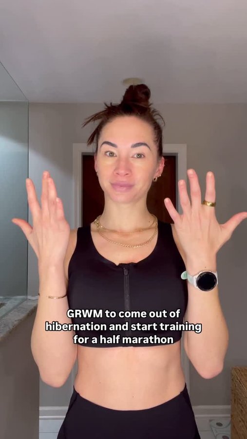 Instagram post by @runthismomlife for Freskincare. Caption reads: [...] elements ❄️☀️💨 

40% off everything....