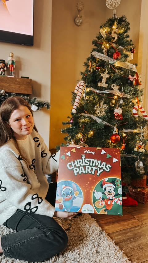 Instagram post by @mummyconstant for Morrisons. Caption reads: 🎄𝗖𝗵𝗿𝗶𝘀𝘁𝗺𝗮𝘀 𝗺𝗮𝗴𝗶𝗰 has officially....