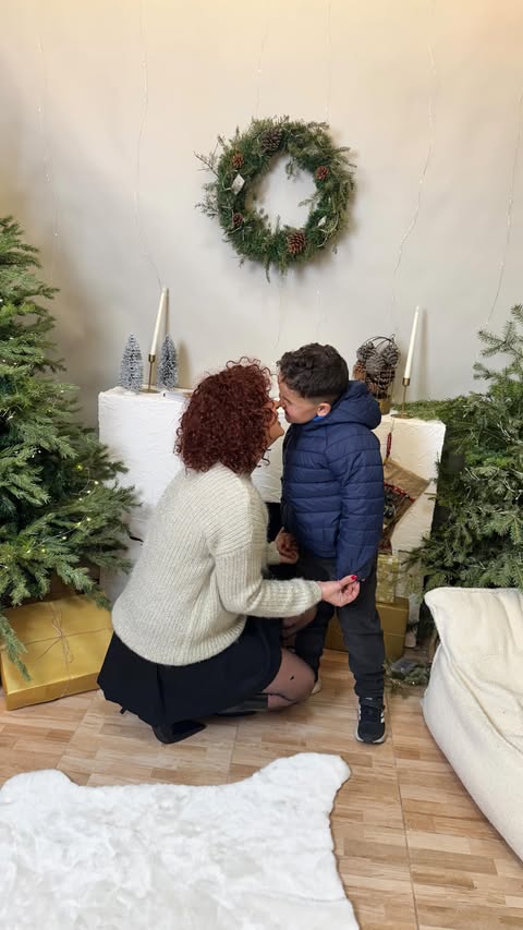 Instagram post by @curly.irisa for Sinsay. Caption reads: [...] for a hot chocolate date 🥰 
All outfits are....