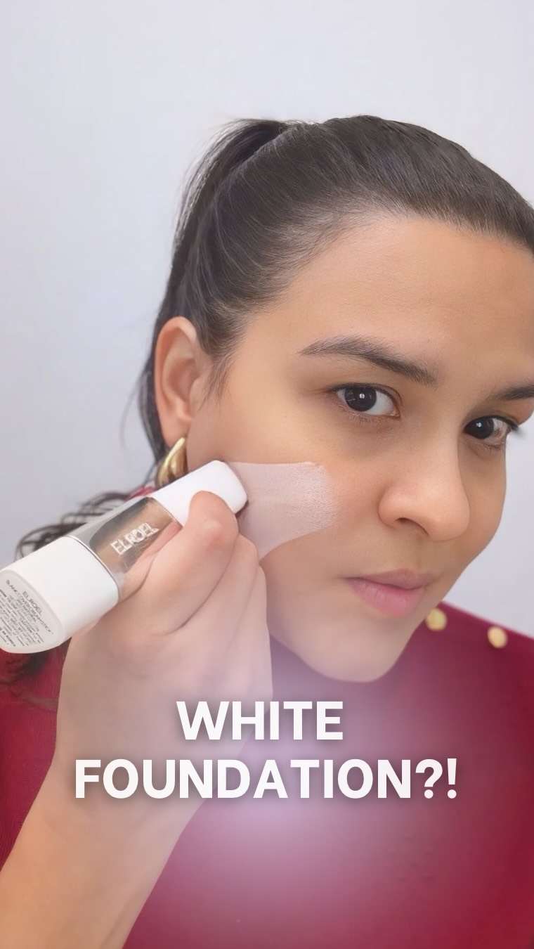 Instagram post by @alessandraeliasmendes for Stack Influence. Caption reads: Meet the foundation stick that adapts to your skin....