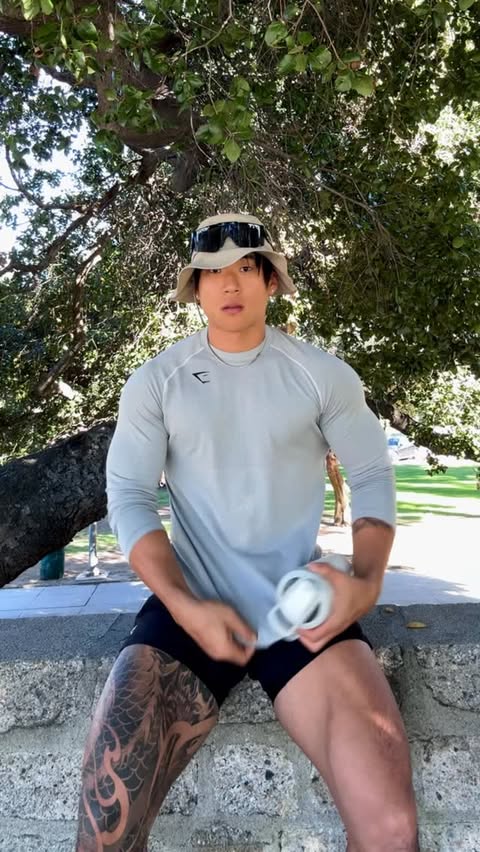 Instagram post by @shotta_john for Kaged. Caption reads: [...] than you were yesterday⚡️

@gymshark x....