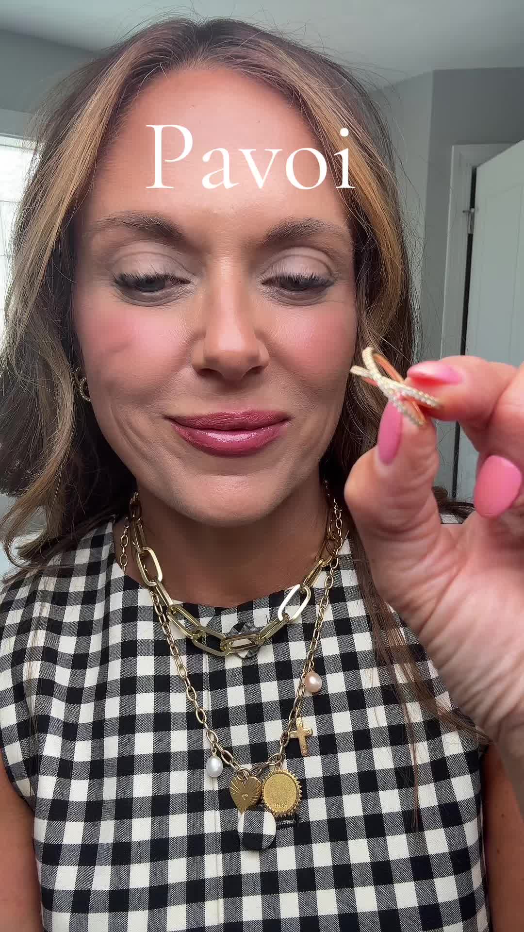 TikTok post by @mk_loveslife3 for Pavoi. Caption reads: @PAVOI pavoi#goldring#14kgoldplated#go [...].