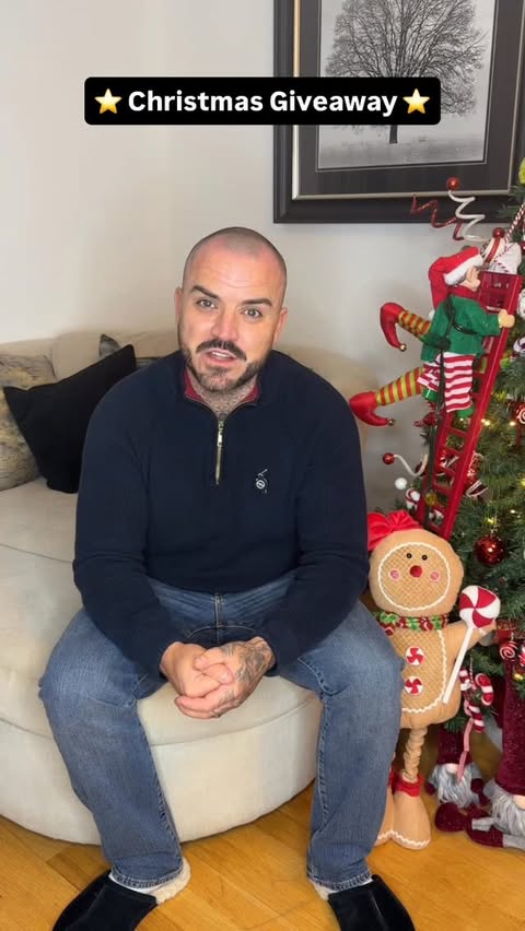 Instagram post by @leigh_out_loud for POCOCO. Caption reads: 🎁 Gifted Christmas Giveaway🎄Pococo Galaxy....