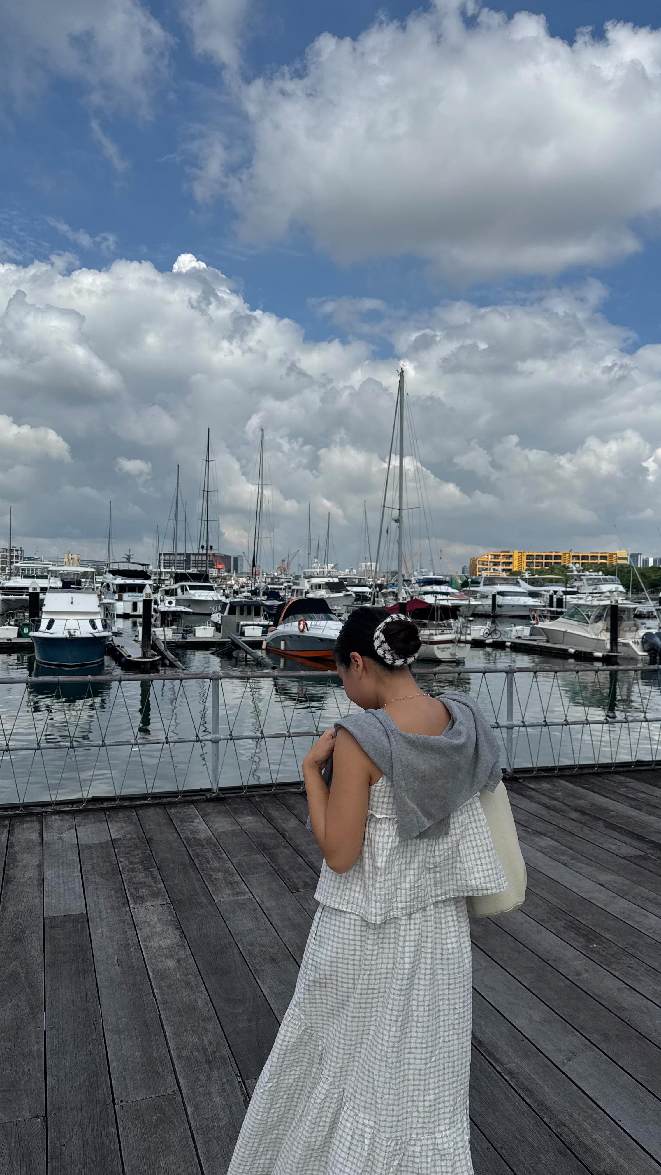 Instagram post by @shuls.hua for The Tinsel Rack. Caption reads: dated for 10 years, married for 7, parents for 4.....