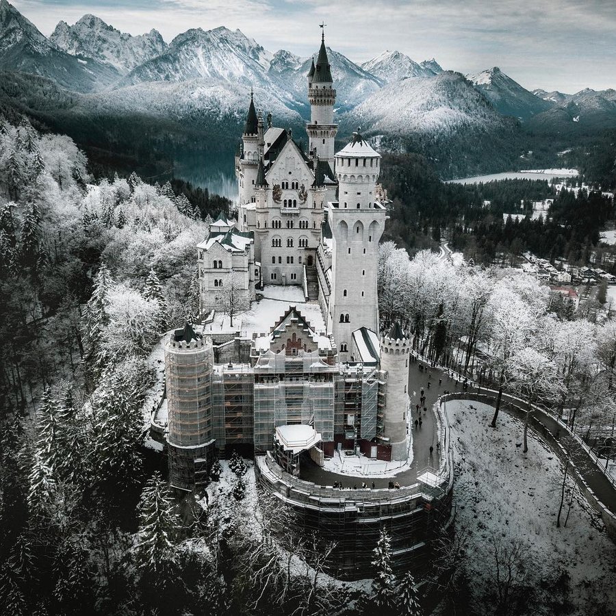 Instagram post by @rosenfeld.mandy for Wilderness Culture. Caption reads: behind the seven mountains stands this wonderful....