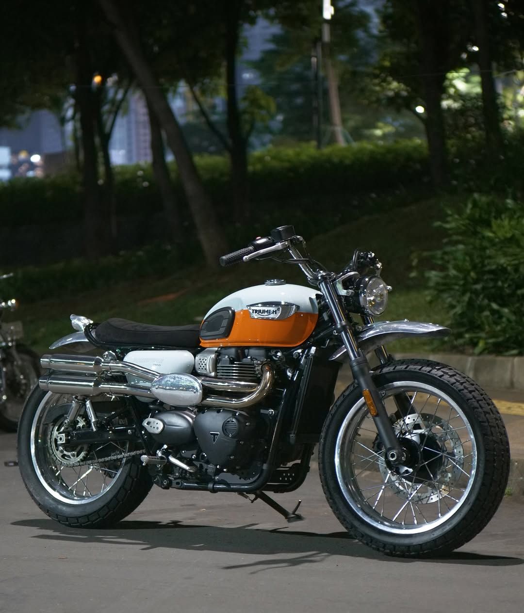 Instagram post by @kevancahyadi for Triumph Motorcycles. Caption reads: A timeless classic 🕰️🏍️⁣
 ⁣
@Kevancahyadi's....