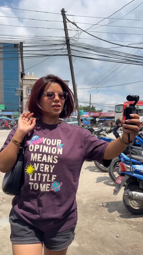 Instagram post by @czzling.royneee for Sunsilk. Caption reads: Sunsilk Rosemary & Argan oil makes my hair frizz....