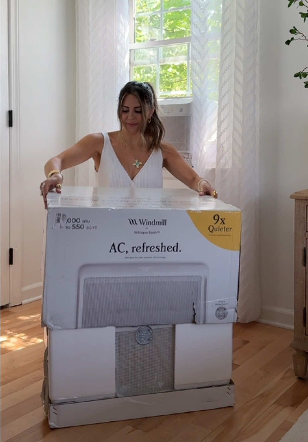 TikTok post by @sugaredstilettos for Windmill Air. Caption reads: [...] & she’s sleeeeek 🌬️❄️🥶 … gifted by....