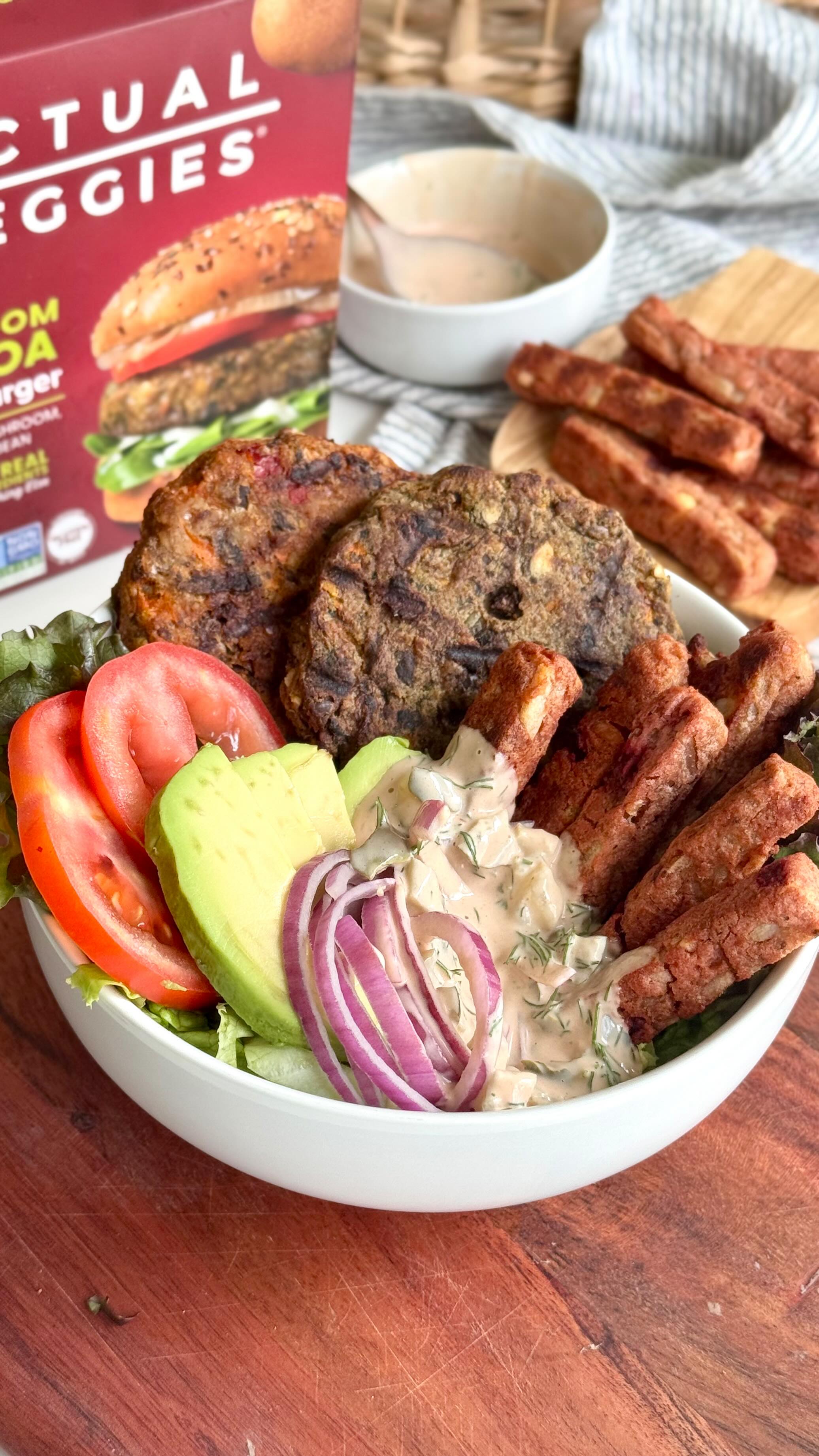 Instagram post by @forgetthetakeout for Actual Veggies. Caption reads: Shocking, right? 😅

My go-to brand anytime I’m....