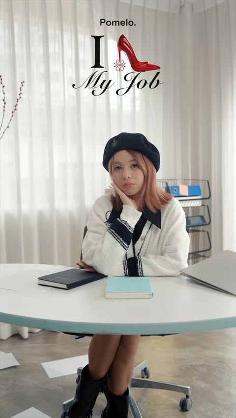 Instagram post by @plengminor for Pomelo Fashion. Caption reads: [...] look but make it cute 💼 Outfit by....