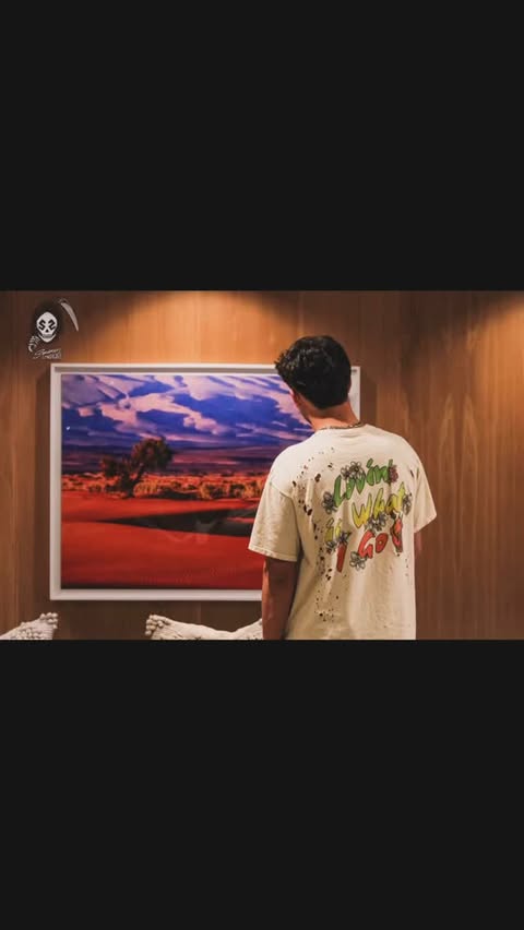 Instagram post by @_elijahrusk for STIIIZY. Caption reads: Always been @stiiizyclothing for my shows, my....