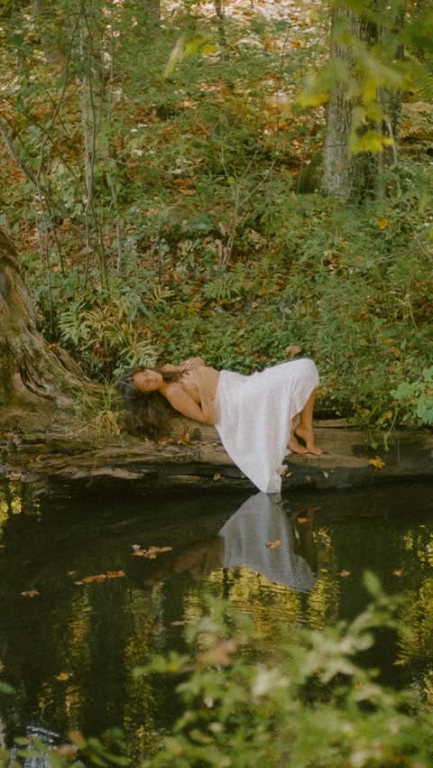 Instagram post by @jessamongthewild for Blundstone. Caption reads: sometimes you need to just.....