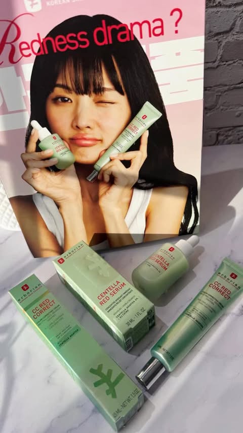 Instagram post by @cat_____lady for Erborian. Caption reads: #GiftedByErborian . ✿❯───𝔼𝕣𝕓𝕠𝕣𝕚𝕒𝕟────❮✿....