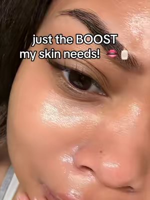 TikTok post by @raethemogul for NuriLounge.us. Caption reads: [...] #nmn #nad #antiaging #wrinkles....