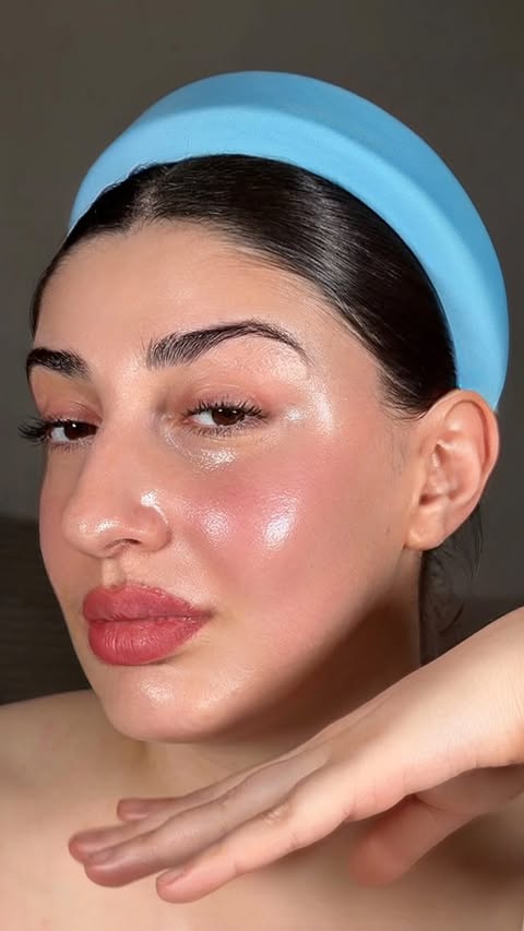 Instagram post by @aniichakhunashvili for Mediheal. Caption reads: [...] UV rays—without leaving a white cast.....