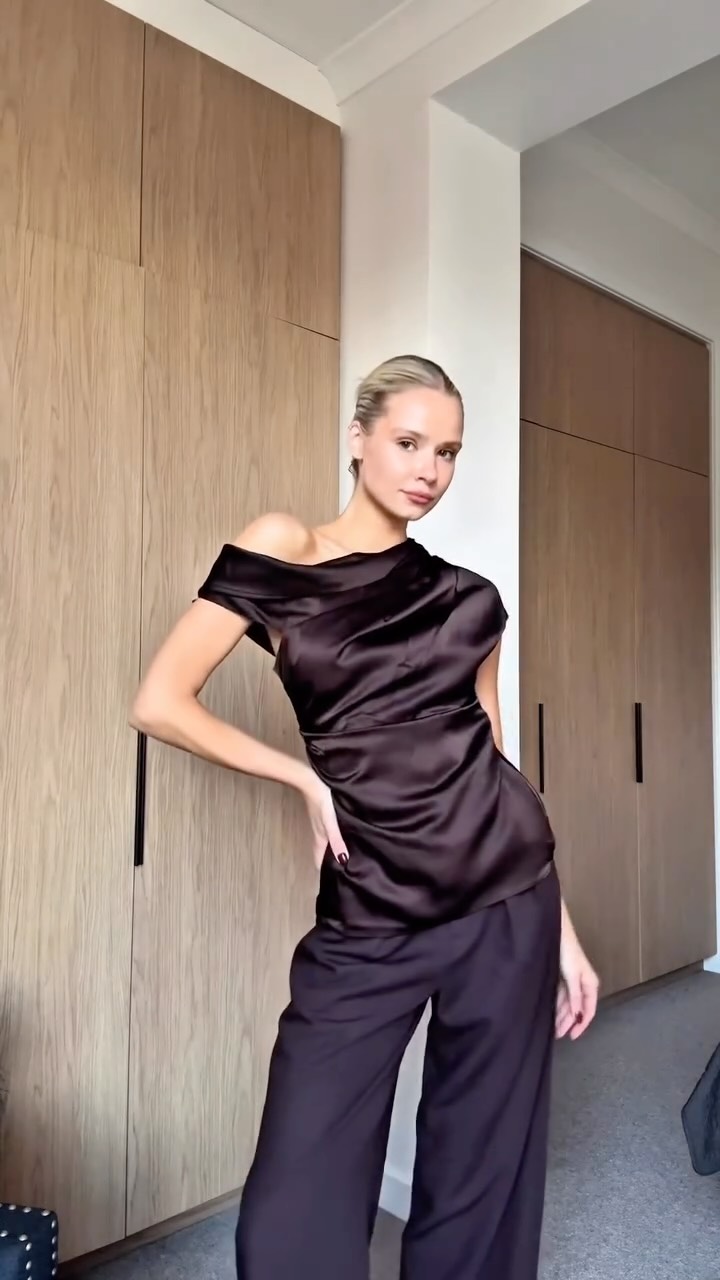 Instagram post by @annalisedalins_ for Witchery. Caption reads: Outfit inspo 💌🍫 save for when ur next stuck on....