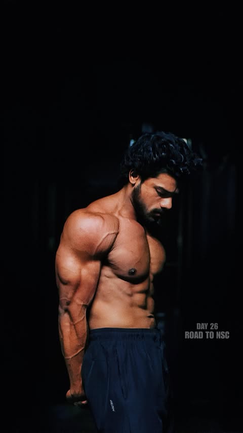 Instagram post by @vishnuuu_x4 for Akshayakalpa Organic. Caption reads: Day 26 road to NSC
.
.
.
#nareshsuryaclassic #gym....