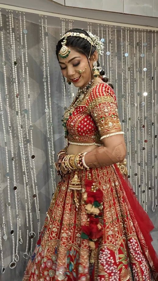 Instagram post by @dixa_bridal_studio for The Wedding Brigade. Caption reads: [...] @wedding_gujarat @weddingsuta....