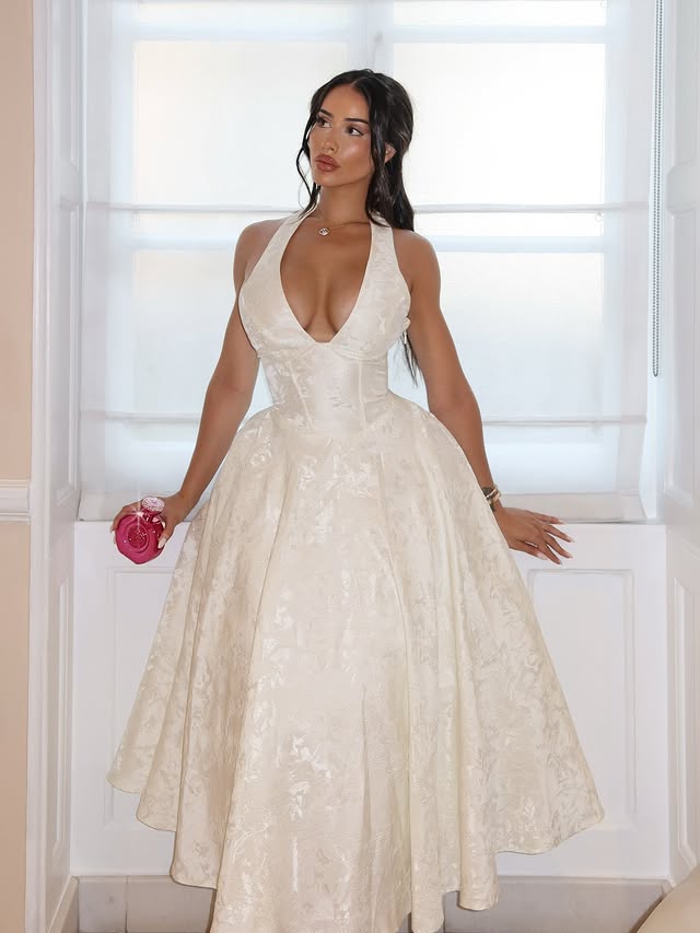 Instagram post by @reobrydges for GUESS. Caption reads: effortlessly memorable 🩷 new @guess fragrance....