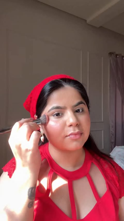 Instagram post by @vbjournal11 for Anua. Caption reads: [...] for yourself from @amazonfashionin 🛑....