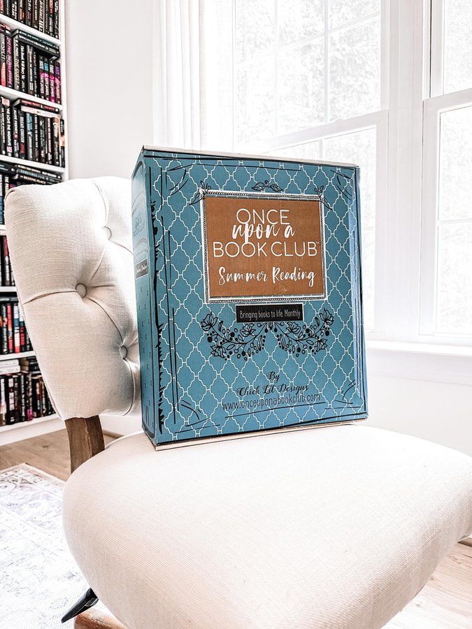 Instagram post by @marensreads for Once Upon A Book Club. Caption reads: [...] had to pop on to share my newest Once Upon a....