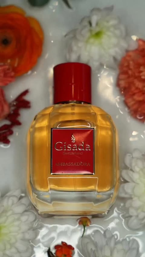 Instagram post by @lora_vanca for Gisada. Caption reads: GISADA AMBASSADORA ✨ @gisadaofficial #gisada.