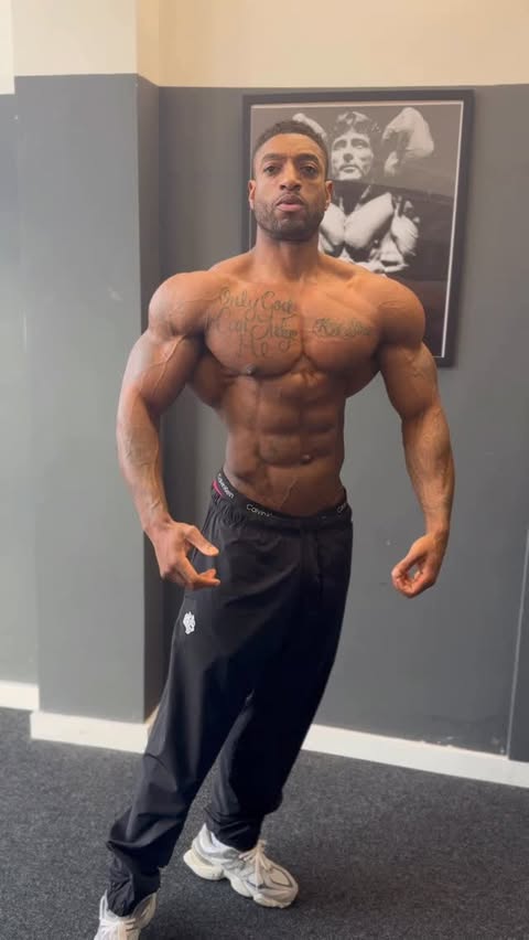 Instagram post by @emilewalker_ifbbpro for WOLFpak. Caption reads: [...] @darcsport #nfgu🐺 @esncom.uk athlete....