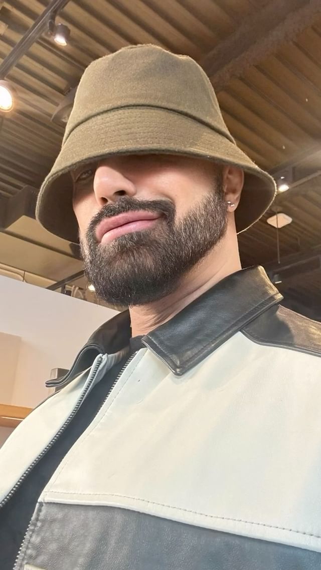 Instagram post by @hassanhsy for Vince. Caption reads: VINCE 

#HSY #buckethat.