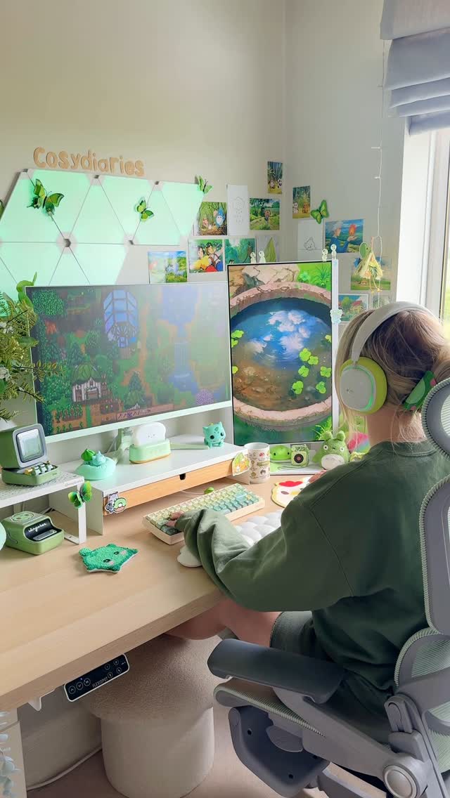 Instagram post by @cosydiaries for Petimint. Caption reads: [...] AD/ Stardew gaming accessories from....