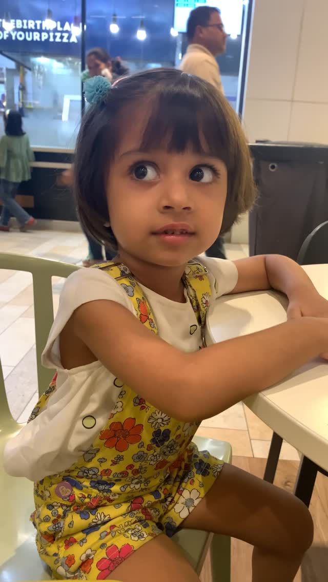 Instagram post by @9iamankita for Johnson's Baby. Caption reads: Mumma bhi toh baby thi kabhi... aur uss waqt bhi....