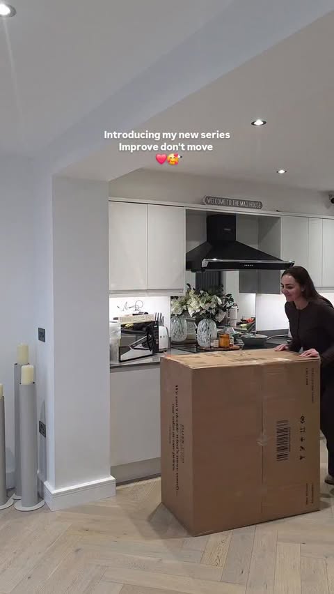 Instagram post by @kerriemariehome for DUSK. Caption reads: 2026 is the year I've decided to Improve not move....