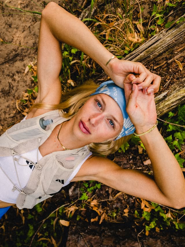 Instagram post by @juliaalinaschlr for Zalando. Caption reads: [...] shady forest trails 🌳🏃🏼‍♀️🥵 anzeige....