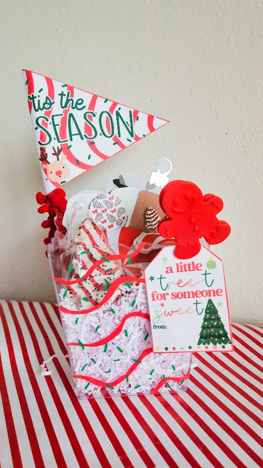 Instagram post by @ashleym.mclaughlin for Sharpie. Caption reads: Little Debbie  dollar tree container gift idea!....