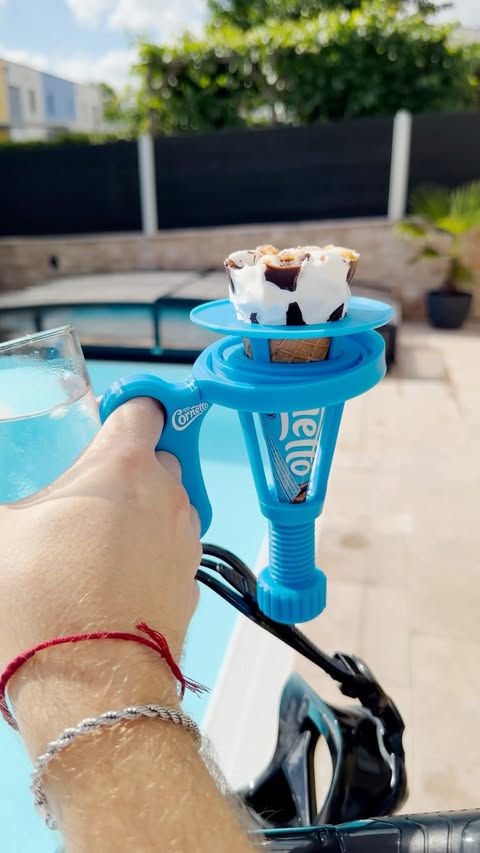 Instagram post by @davidkrammer for Cornetto. Caption reads: [...] Gimbal Holder with a drip tray for my....