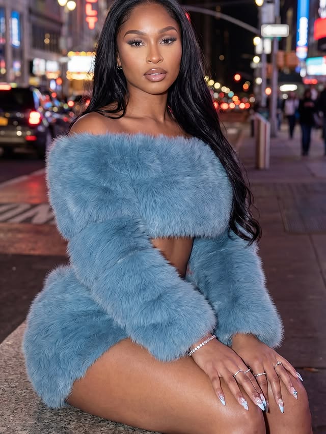 Instagram post by @kyladezarae for Naked Wardrobe. Caption reads: [...] consistently.💎 Featured outfit....