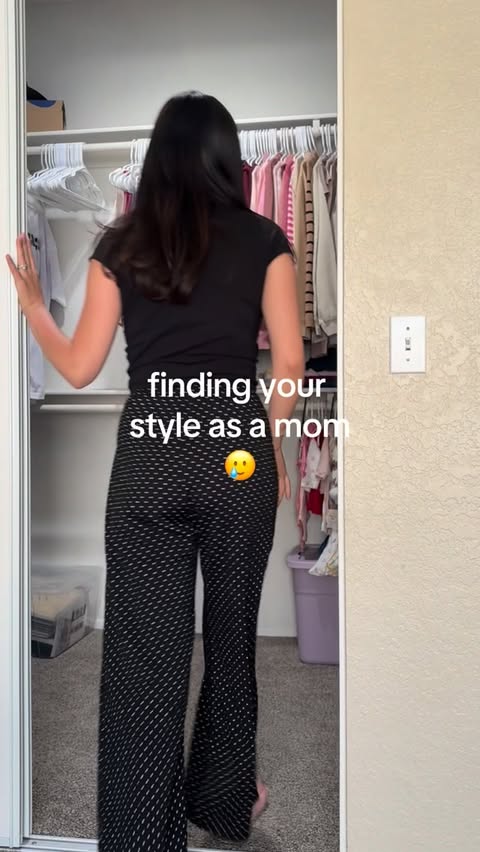 Instagram post by @marinacnzs for Depop. Caption reads: [...] for new pieces I’ll actually wear 🥰@depop....