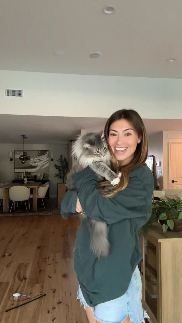 Instagram post by @brandi.nicole.miller for Litter-Robot. Caption reads: Saying goodbye to cleaning the litter box 3 times....