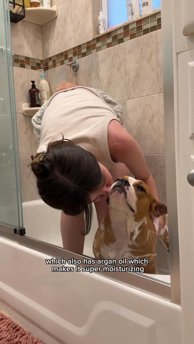Instagram post by @simonsits for Earth Rated. Caption reads: Itsy was such a good girl during her spa day! All....