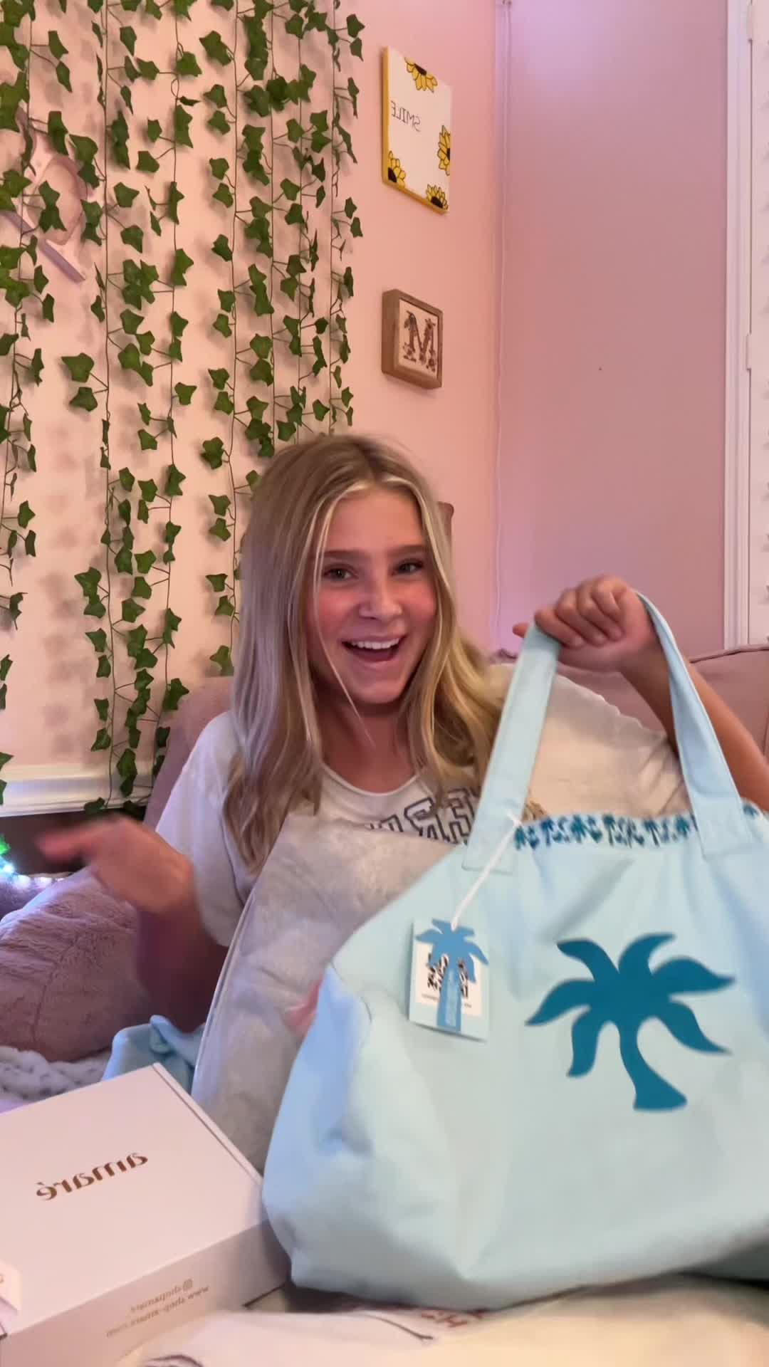 TikTok post by @its.madi.mott for Frilliance. Caption reads: [...] PALM PUFF @DANDY @Haven Skin @amaré....