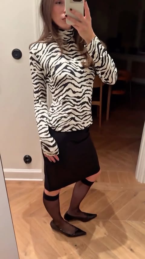 Instagram post by @johannalager for Kappahl. Caption reads: Advertisement @kappahl Last minute outfit decision....